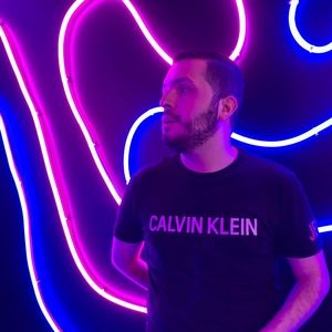 Meet your Posher, Luis